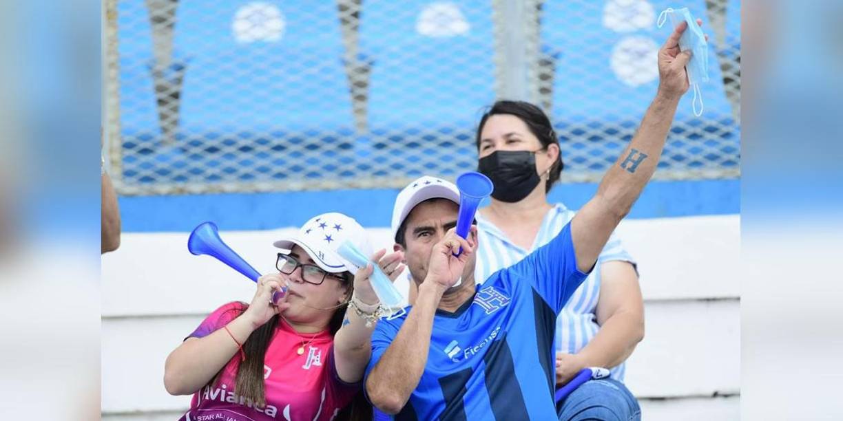 Las imágenes del ambientazo en el estadio Olímpico en el Honduras-Costa Rica