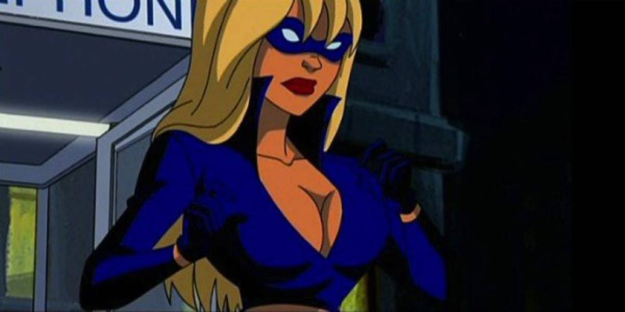 STRIPPERELLA<br/>Identidad: Erótica Jones<br/>Poderes/habilidades: Superagente secreta de rápidos reflejos, fuerza sobrehumana, saltos extremadamente altos, gran intelecto y “sexys” artes marciales.<br/>