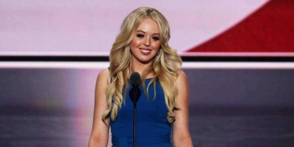 Para la convención republicana, Tiffany cambió su imagen rebelde por una más elegante para pedir el voto de los jóvenes para su padre.