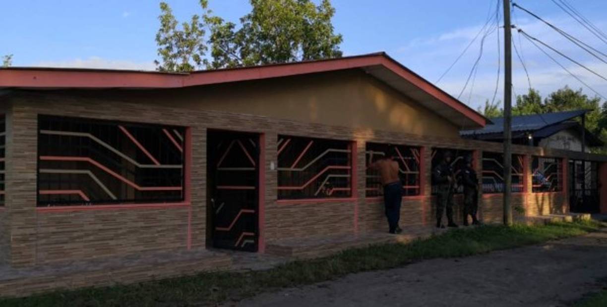 Fiscalía Regional del Norte y FUSINA continúan con allanamientos en colonia Filadelfia de La Lima, Cortés, para desarticular estructuras dedicadas al narcomenudeo