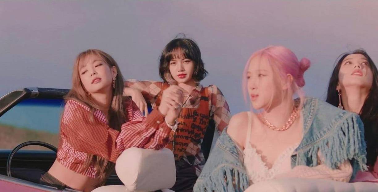 En YouTube son una de las bandas con más suscriptores y su canción Ddu-Du Ddu-Du llegó a ser el video musical coreano con más vistas en las primeras 24 horas, pero posteriormente BTS lo superó con Boys with Luv. Ddu-Du Ddu-Du también es el primer sencillo de K-pop en conseguír 1.000 millones de reproducciones en dicha plataforma. 