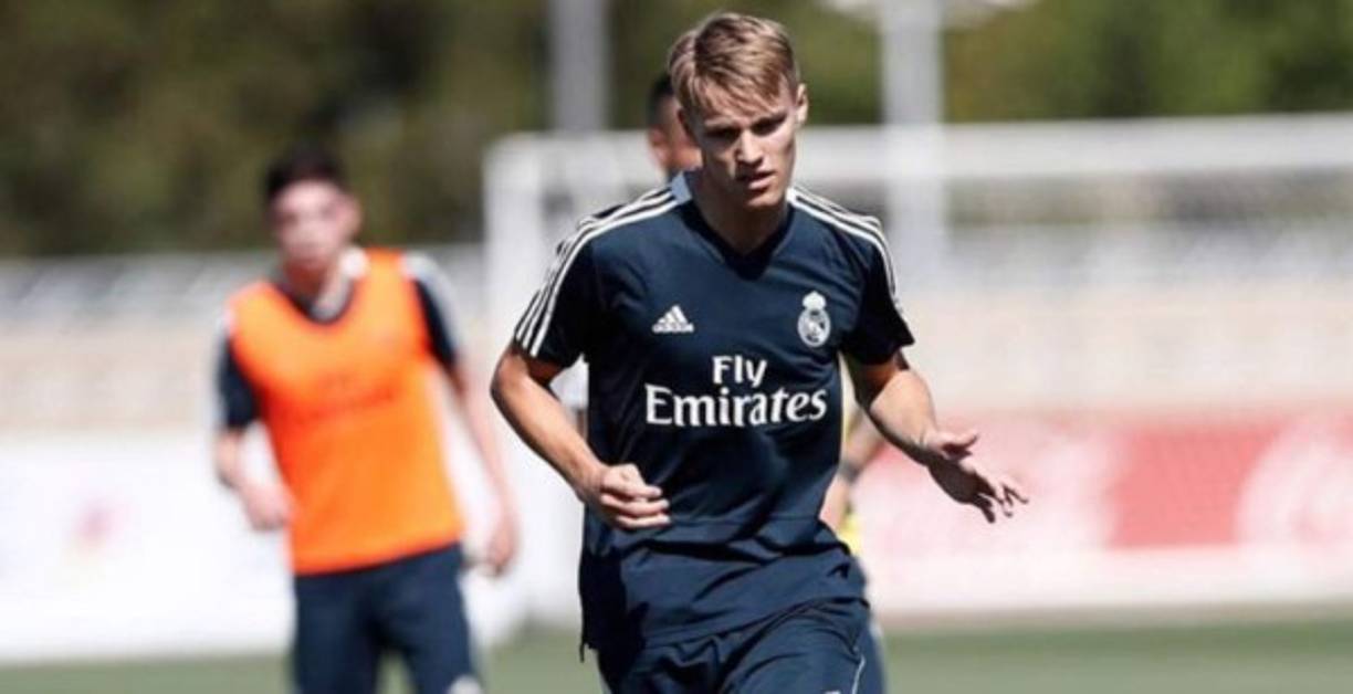 Martin Odegaard: El noruego no ha sido incluído para la convocatoria de la Supercopa de Europa que disputará el Real Madrid ante el Atlético de Madrid. Medios informan que Lopetegui le ha dicho a Florentino Pérez que no entra en sus planes.