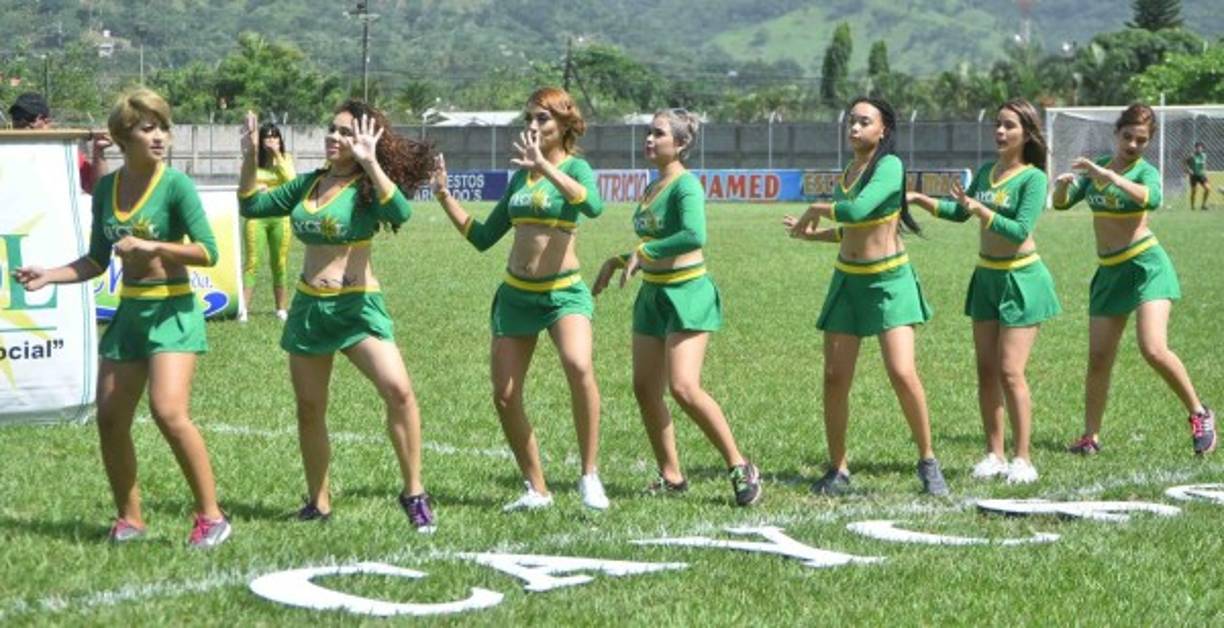 El partido entre Real Sociedad y Real España estuvo bien animado.