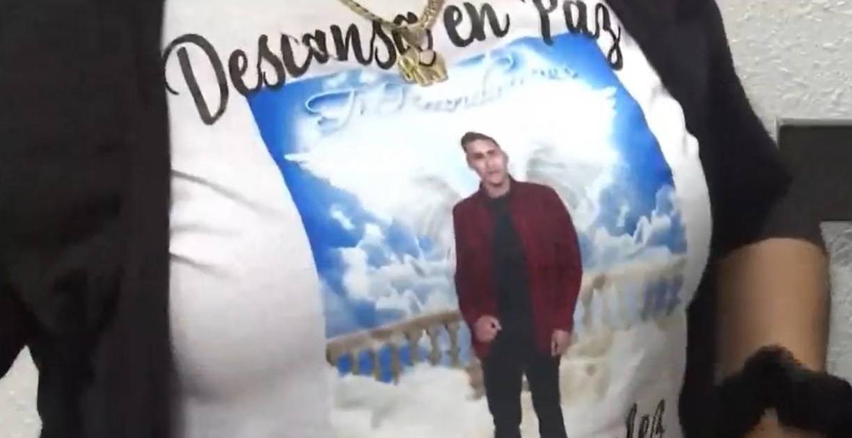 González pide que el asesinato de su hijo no sea olvidado y que los responsables paguen por su muerte.