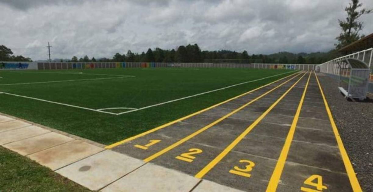 Estadio Cornelio Santos: Esta es la cancha en donde juega como local el club Olancho FC.