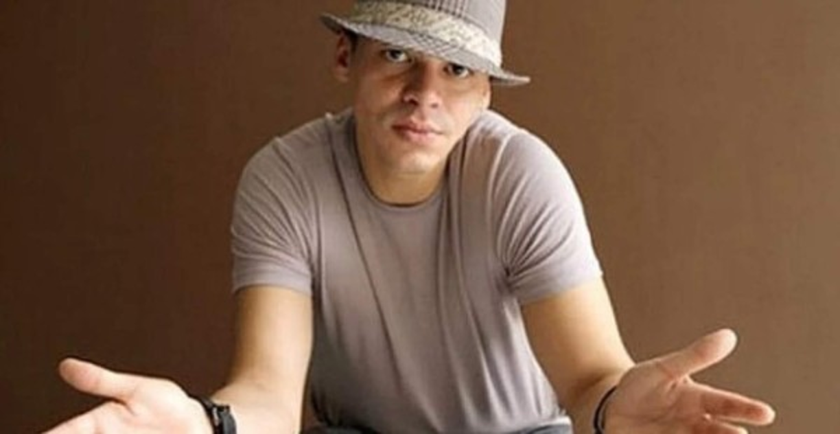 El papá de Marengely. Vico C es considerado uno de los pioneros del reggaeton. Aunque en los últimos años, Vico C cambió el rumbo de su vida y se convirtió en pastor.