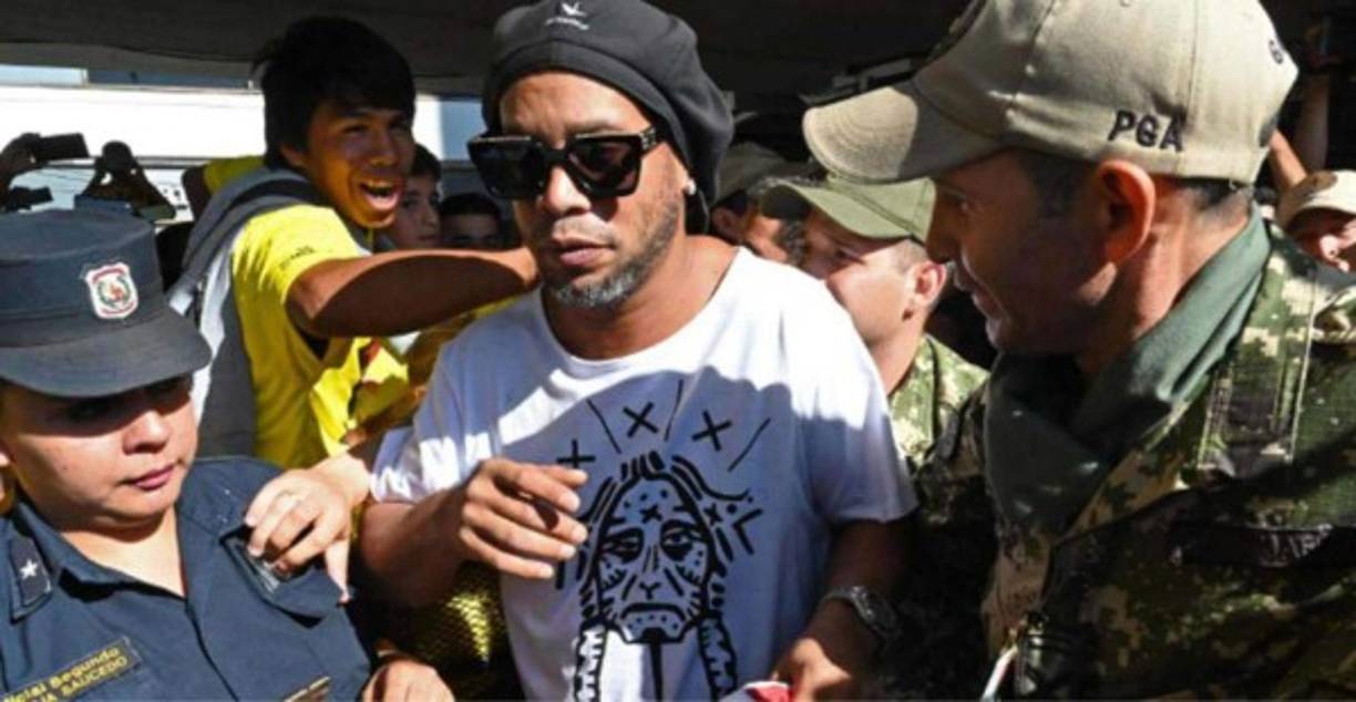 Ronaldinho espera ser liberado lo más pronto posible y volver a su natal Brasil.