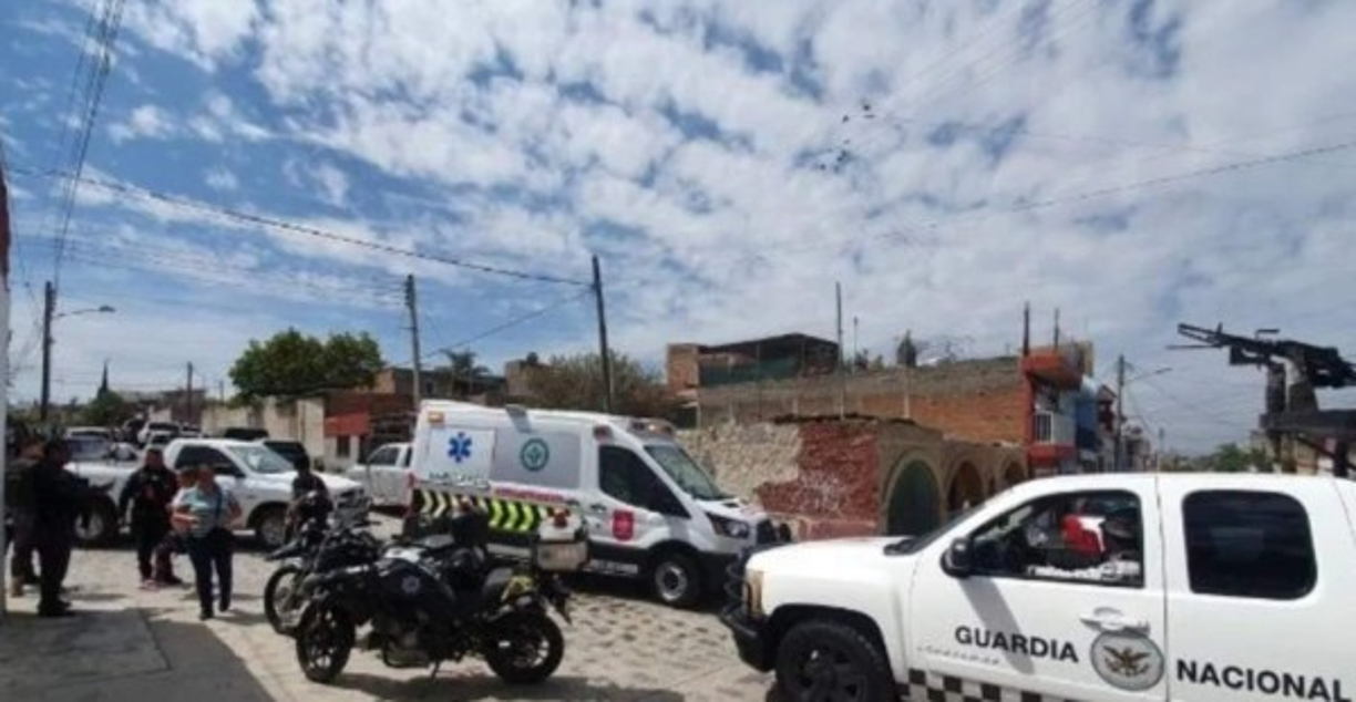 Mediante un comunicado, la dependencia detalló que dos de los fallecidos pertenecen a la Fiscalía, entre ellos un agente del Ministerio Público y un coordinador de la Unidad de Investigación de Robo de Vehículos, de esa dependencia.