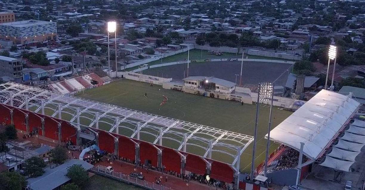 El Estadio Independencia del Real Estelí de Nicaragua cuenta con un aforo para 5,000 espectadores. 