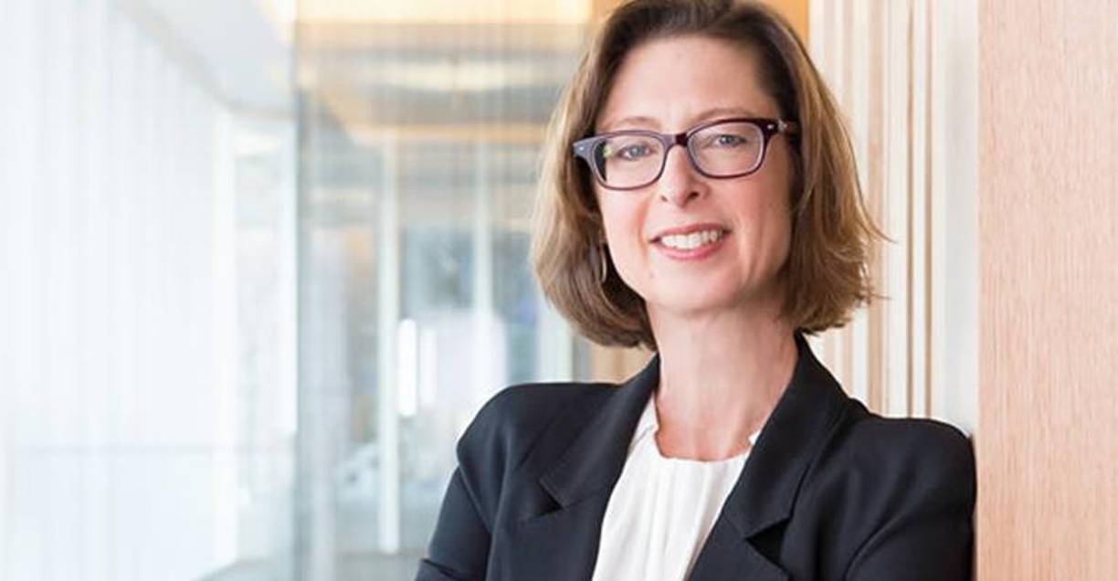 Abigail Johnson, presidenta de la firma Fidelity Investments, es la sexta mujer más poderosa del mundo, según Forbes.