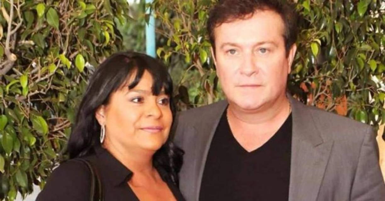 Las declaraciones del actor Arturo Peniche sobre la separación con su esposa han causado enorme revuelo y es que para los fans del artista resulta increíble que después de 38 años de matrimonio a su la esposa se le acabara el amor.