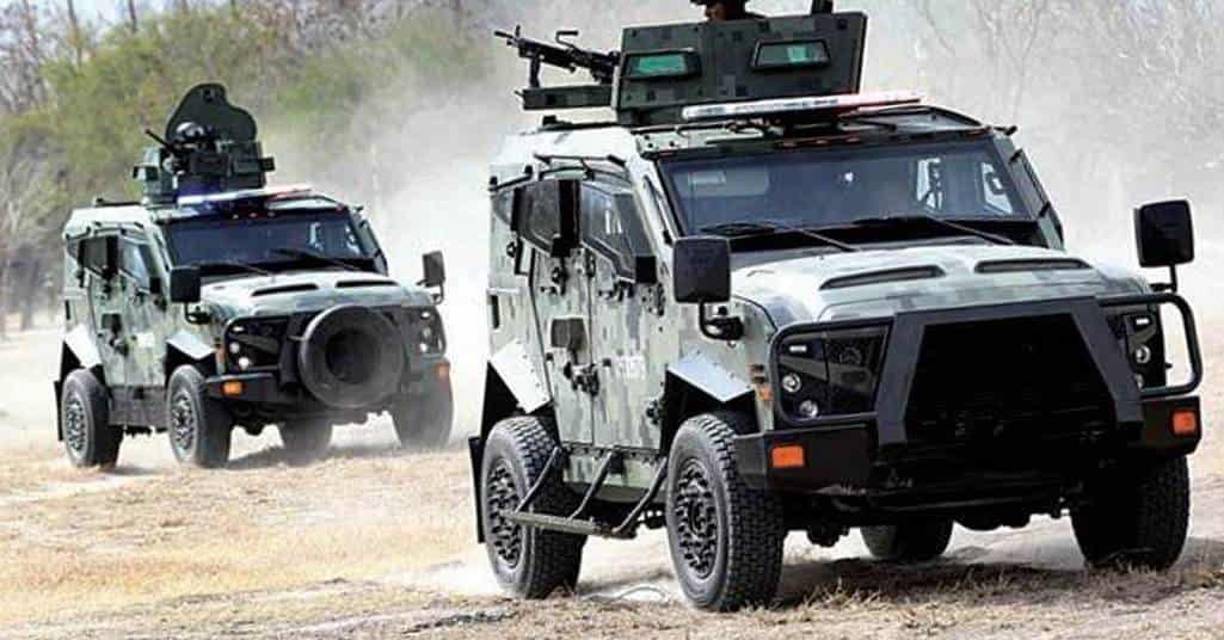 Estos blindados 4x4 pueden manejar ametralladoras pesadas M2 Browning de calibre .50; cuentan con un sistema de tiro remoto FN Herstal y una ametralladora FN Herstal MAG calibre 7.62 mm.