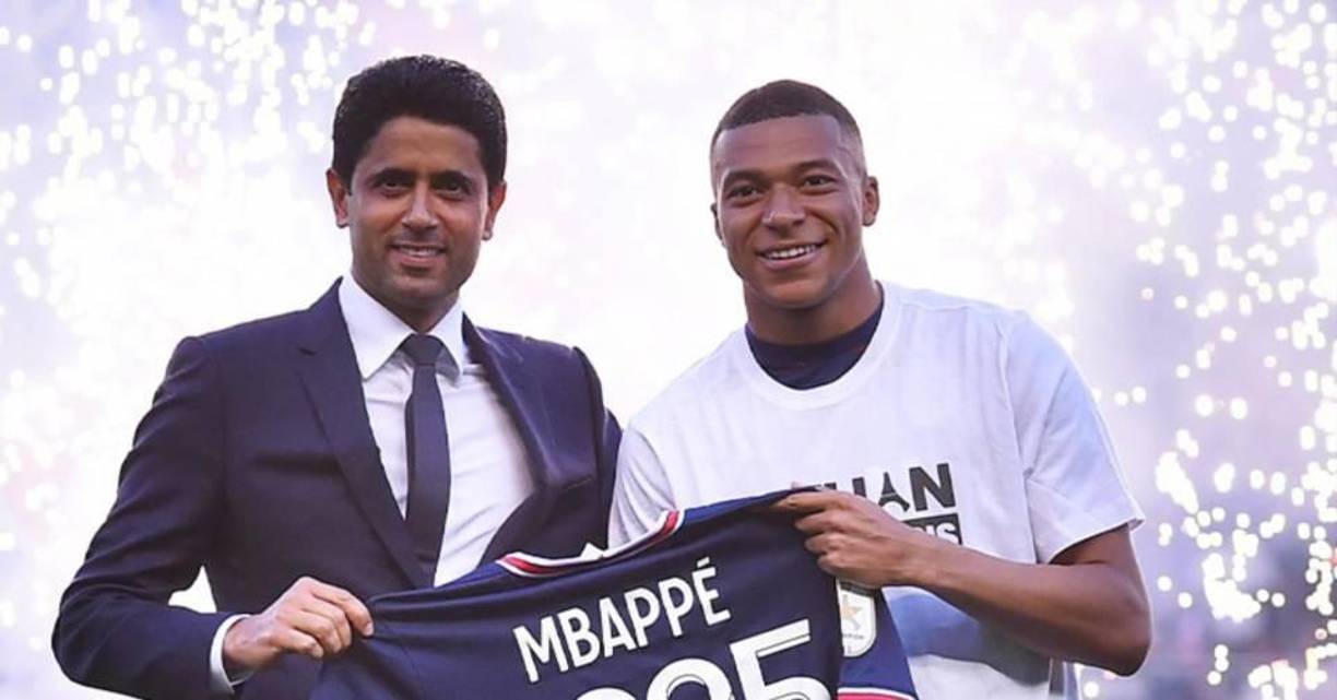 Tanto Nasser Al Khelaifi, el presidente del club, como Antero Henrique, el director de la Liga de fútbol de Qatar que asesora al club y que tiene ascendencia en Mbappé y en la configuración de la plantilla, le convencieron que era posible otra manera de funcionar. 