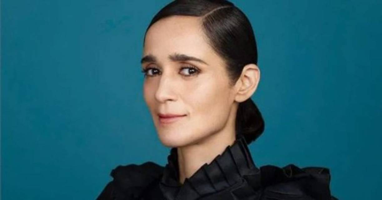 Venegas es una de las cantautoras iberoamericanas contemporáneas más destacadas con siete álbumes en su haber y ventas de más de 10 millones de discos a nivel mundial.