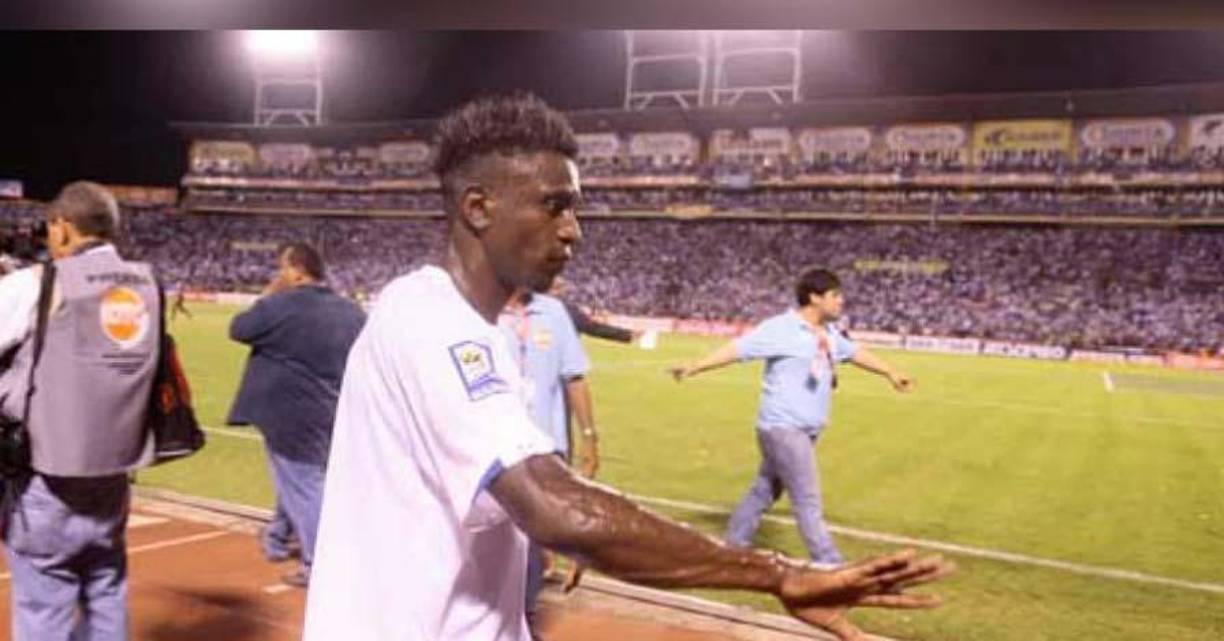 Edgar Álvarez: Perfectamente puso ser considerado por la IFFHS en el mejor 11 ideal de la H. Lo colocamos como lateral por la banda derecha entre las grandes ausencias.