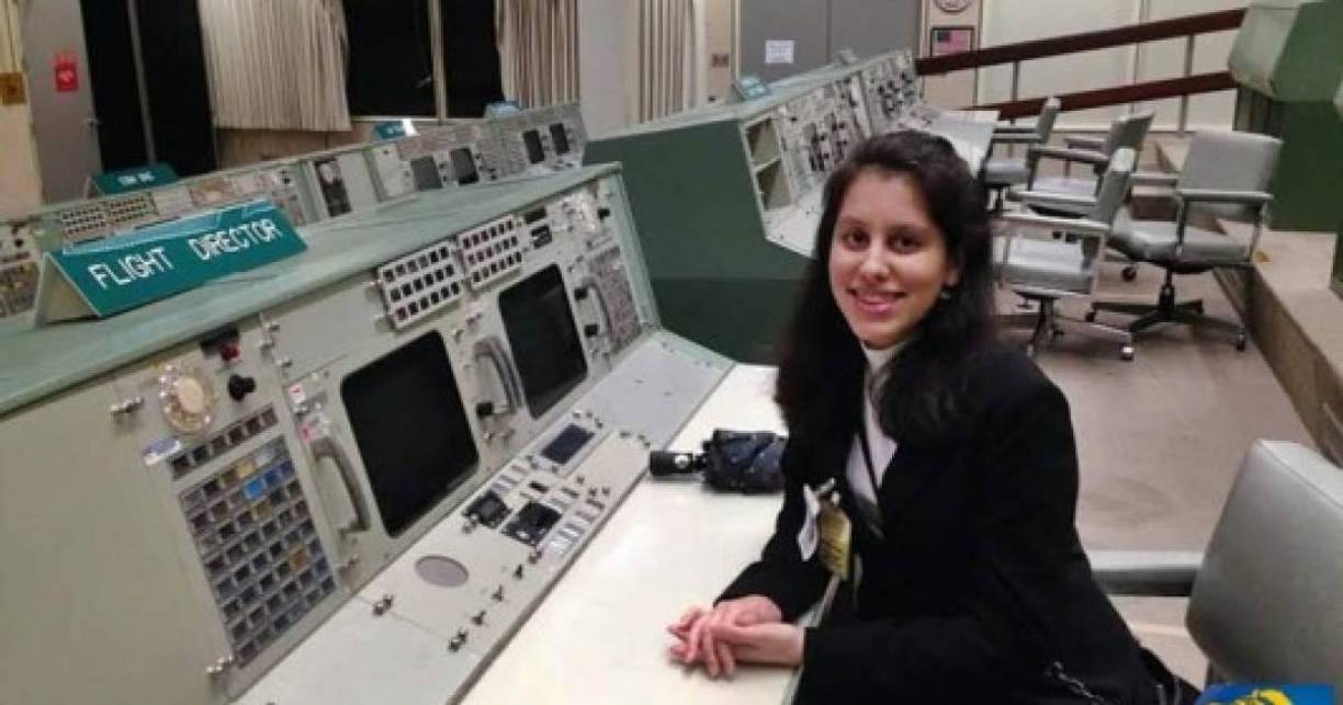 Carol Miselem. ingeniero espacial, NASA. Fue elegida por la NASA para manejar las condiciones de vida de los ocupantes de la Estación Espacial Internacional. Instructora de astronautas para que aprendan a sobrevivir en el espacio.