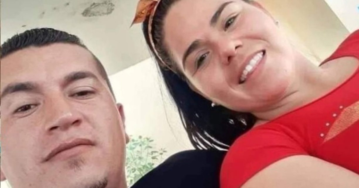 Un hombre asesinó a su expareja dentro de su consultorio y posteriormente se disparó en la cabeza.