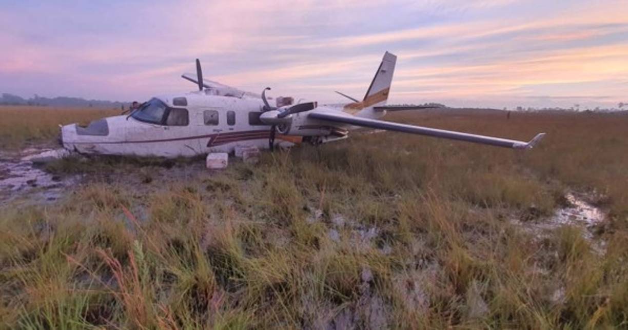 El escudo aéreo es ejecutado por Honduras de manera unilateral, mientras que en el marítimo cuenta con el apoyo de Estados Unidos a través de un guardacostas en aguas internacionales colindantes con las de la nación centroamericana en el Caribe.<br/><br/>Agentes de la Policía Nacional, la Policía Militar de Orden Público y otras instituciones desarrollan el escudo terrestre.