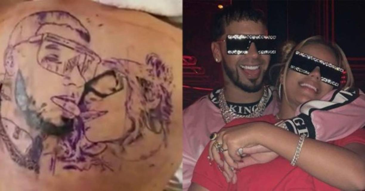 Otro polémico tatuaje que Anuel exhibió hace un tiempo en sus redes sociales, es uno que se hizo en su espalda, en el que aparece éste junto a su novia, la artista colombiana Karol G, tocándose la punta de la lengua de cada uno.<br/>