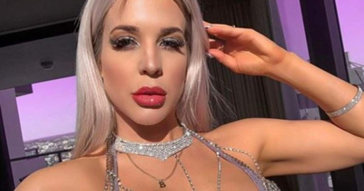 'No tengo nada más, no tengo otro talento. No tengo nada. No puedo bailar, no puedo cantar. No puedo hacer nada. No entiendo qué se supone que debería hacer. Solo quiero que las cosas vuelvan a ser como antes para que la gente se pueda seguir suscribiendo', agregó.