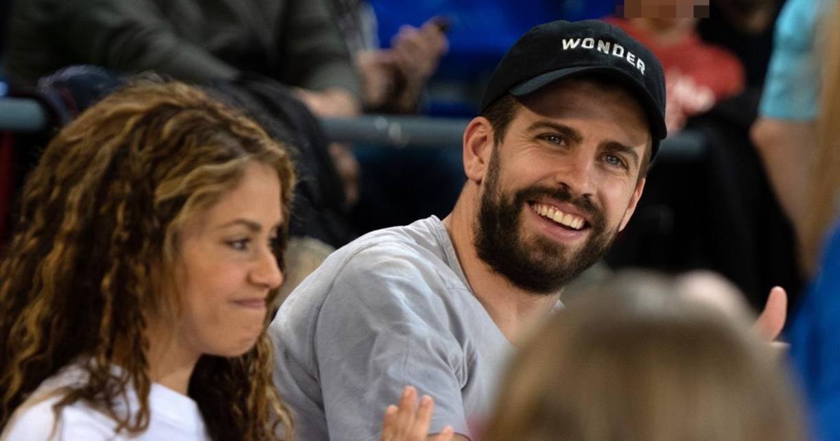 Lorena Vásquez, quien presenta con Laura Fa el podcast ‘Mamarazzis’, habló en exclusiva con ‘Despierta América’ en Domingo y allí reveló cómo fue que se enteraron que Piqué ya no vivía más en la casa familiar con Shak y sus hijos Milan y Sasha, sino en su departamento de soltero, y más aún, cómo confirmaron la infidelidad del futbolista del Barca.