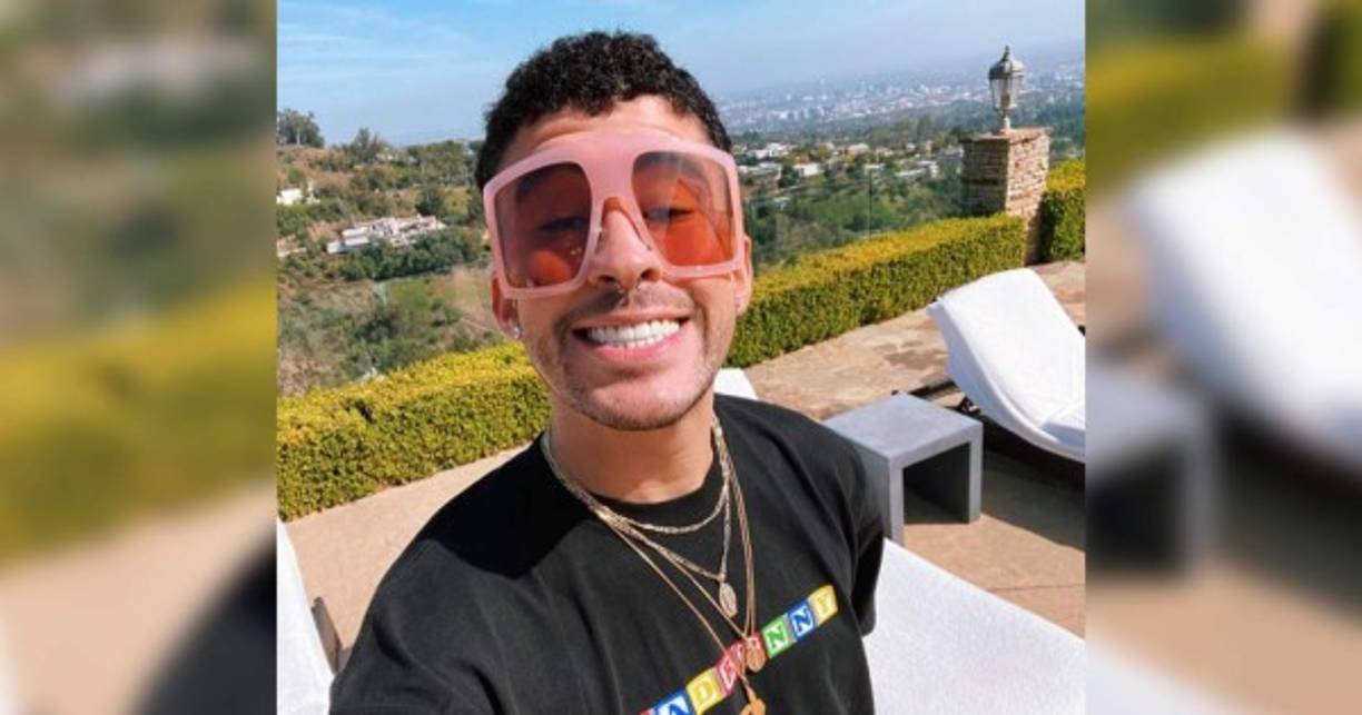 'El conejo malo', se dejó ver por primera vez con su novia Gabriela Berlingeri, en un encuentro de la NBA.