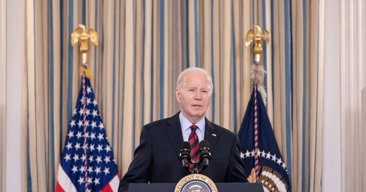 “Necesitamos que el Congreso actúe. Ahora”, dijo en un comunicado Biden, que instó al Legislativo a “aprobar leyes sensatas de seguridad armamentística” y que consideró este nuevo tiroteo en un centro educativo como “algo impactante e inaceptable”.