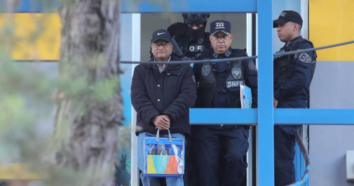 ’Cachiro’ también dijo que Midence Oquelí era socio en varias empresas fachada utilizadas por el cartel para lavar dinero proveniente del narcotráfico.