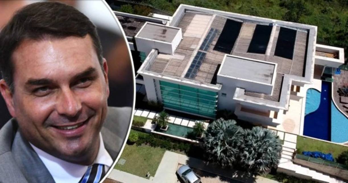 El senador Flavio Bolsonaro, hijo del presidente Jair Bolsonaro e investigado por supuesta corrupción, se vio en la obligación de explicar este martes la compra de una lujosa mansión en Brasilia, valorada en poco más de un millón de dólares.