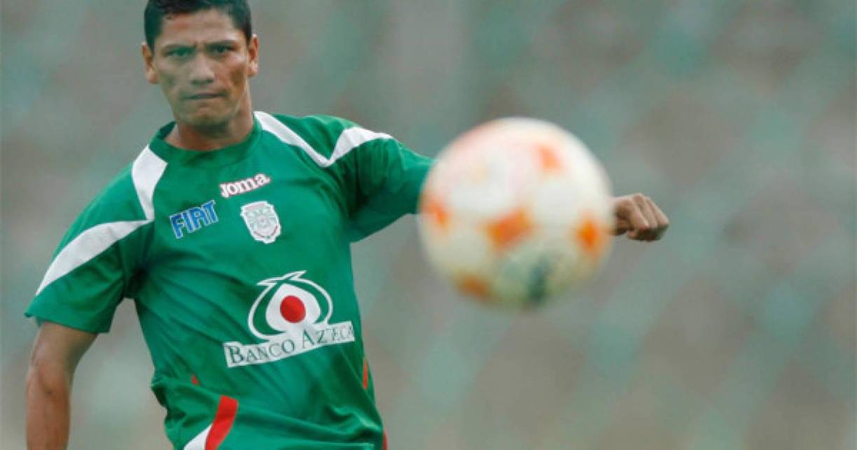 El ”Pescado” Bonilla comenzó su carrera en el Platense, club en el que ganó un título, posteriormente dio el salto al extranjero donde jugó en el Bella Vista de Uruguayo y luego volvió al fútbol hondureño para formar parte del Olimpia.