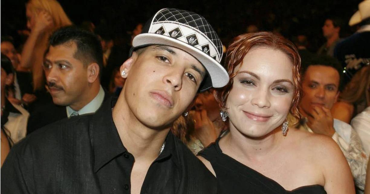 Y para concluir el mensaje romántico y de gratitud, Daddy Yankee concluyó su carta con la poética frase: “Eres la canción más bonita en mi vida, quiero que seas mía para siempre”. 