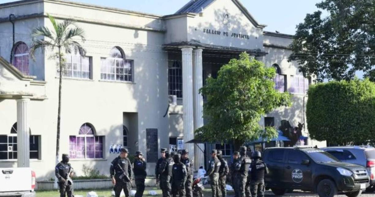 Como resultado, fallecieron el sargento Wilmer Antonio Poso Rodríguez, Rony Mauricio Rodríguez Osorto, y los subinspectores Albert Faviel Lanza Gallegos y Gerlin Oswaldo Ríos Herrera.