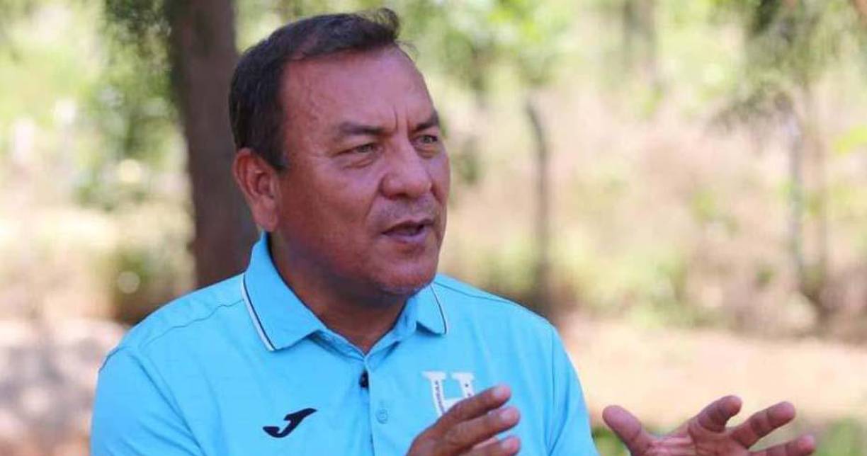 Tras conocerse que era el Asistente Técnico del hondureño, Carlos Tábora brindó declaraciones y Diario LA PRENSA conoció que dicha entrevista no fue del agrado por los dirigentes de la Federación Nacional Autónoma de Fútbol de Honduras. De esta manera se descartó su llegada.