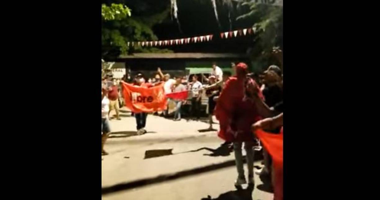 Libre celebra en las calles tras resultados del CNE