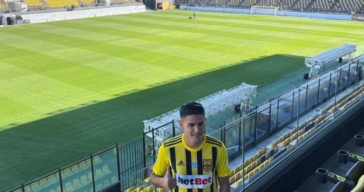 Tras firmar contrato y recibir el dorsal 50, Luis Palma fue trasladado al Estadio Kleanthis Vikelidis, escenario deportivo en donde juega como local el Aris Salónica. Aquí se espera que el catracho pueda destacar.