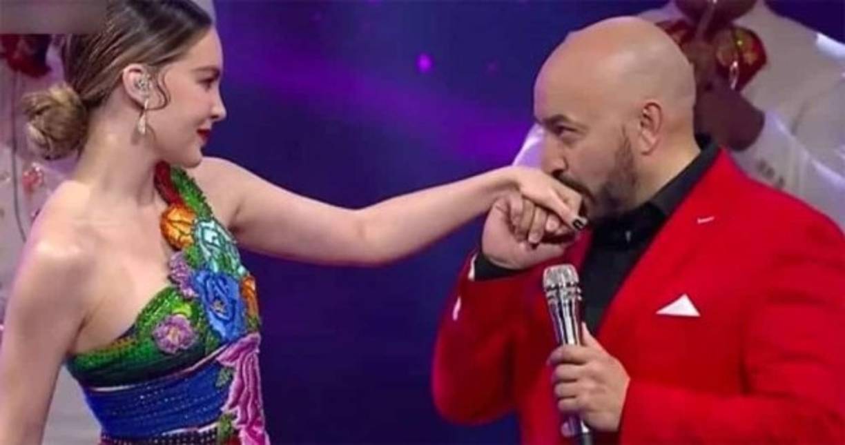 'Siempre la he protegido de todas las cosas, siempre he hablado súper bien de ella, nunca voy a hablar mal de ella y toda la vida la voy a proteger. Es la mujer más hermosa que he conocido en mi vida', agregó.