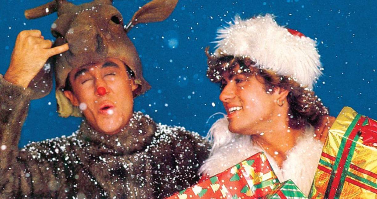 <b>4 - “Last Christmas” – Wham!</b>George Michael y Andrew Ridgeley forman el dúo británico Wham!, intérpretes de este clásico navideño. La canción “Last Christmas” se estrenó en 1984, y desde sus inicios fue aumentando en popularidad. Se estima que cada año genera más de 500.000 euros en derechos de autor.