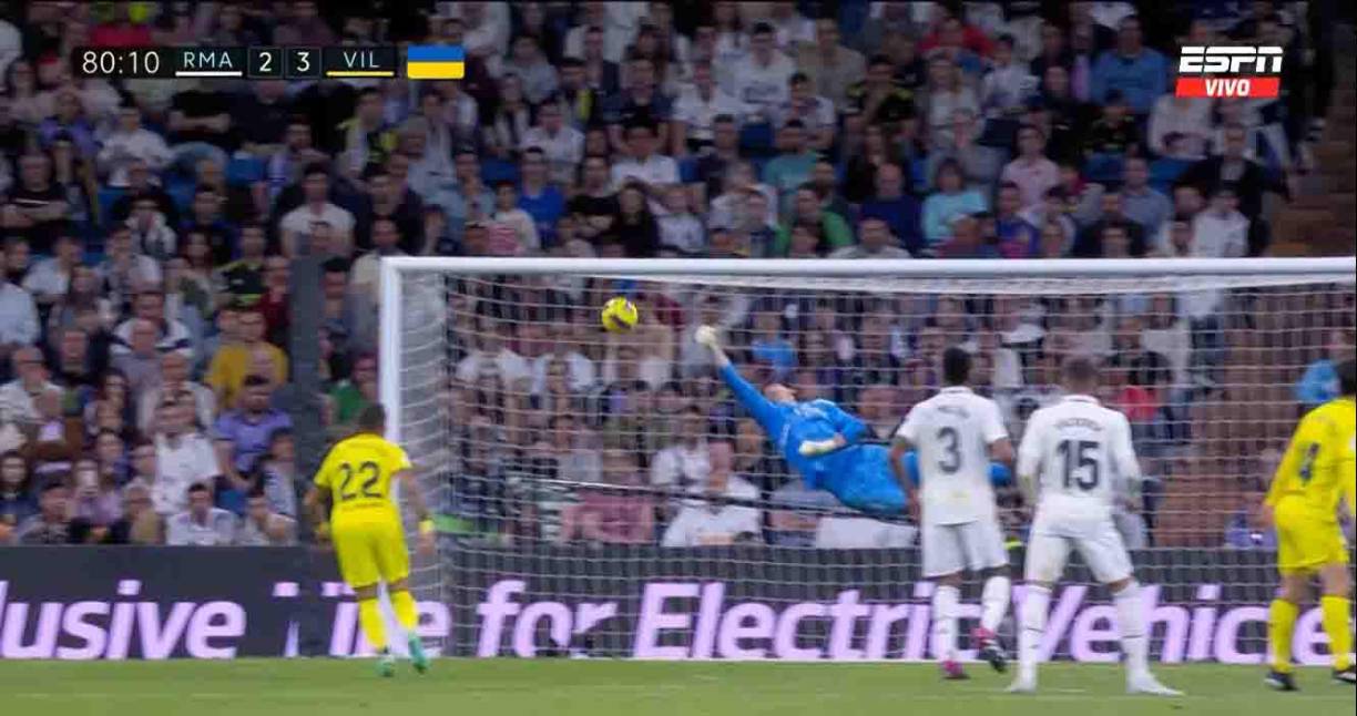 Chukwueze se confirmó como el héroe de la noche en el Bernabéu al firmar el tanto del triunfo 3 a 2 de los suyos, con un disparo desde fuera del área en el 80.