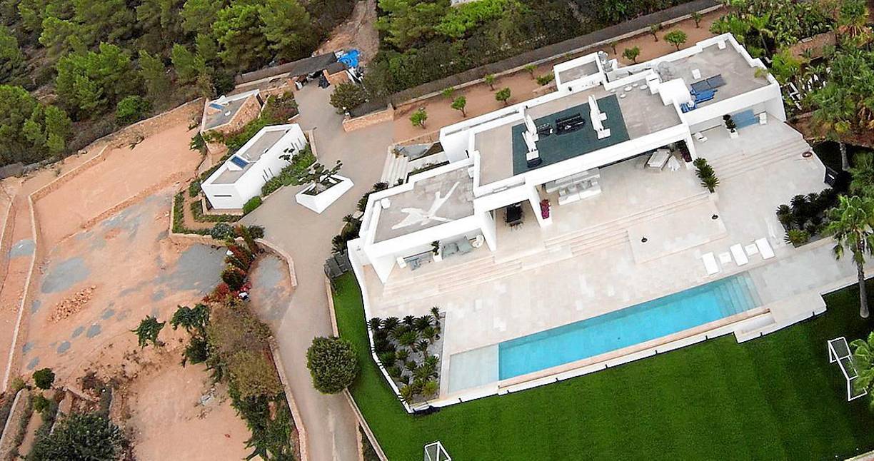 Tras comprar la mansión, en las últimas horas se conoció que la vivienda adquirida por Lionel Messi se encuentra en una situación irregular.