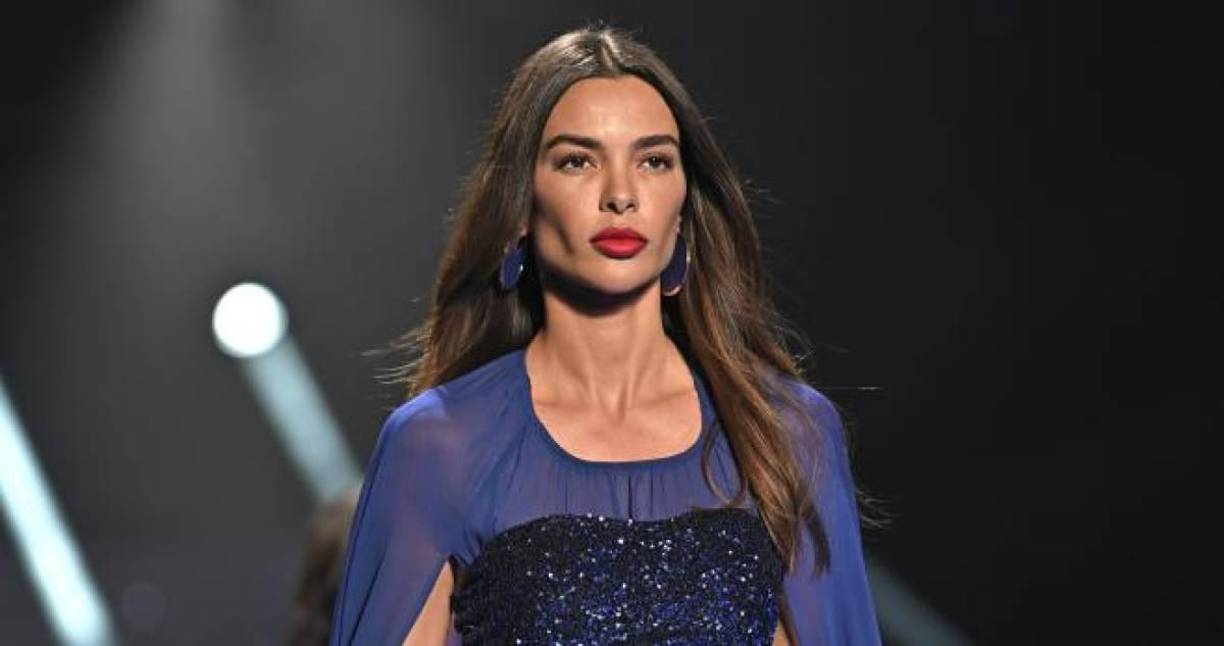 Según cuenta el presentador Joaquín Prat, se trataría de una confusión, ya que aseguró recibir un mensaje que confirmaba que la joven que estaba junto a Hakimi no era la modelo.