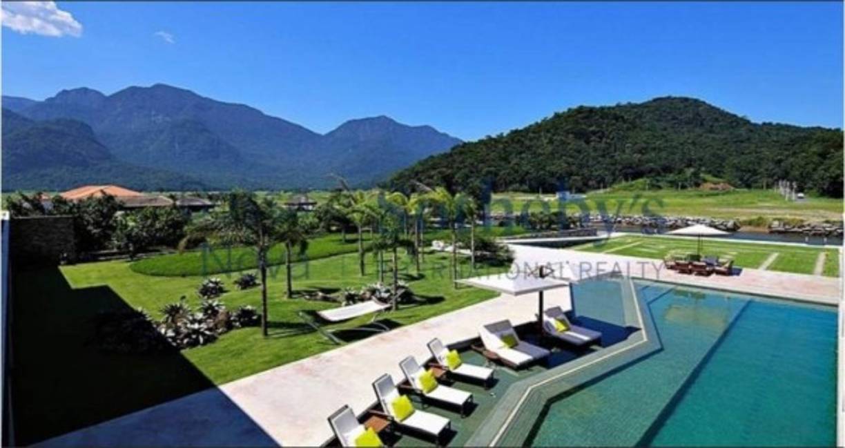 La nueva casa de Neymar está situada en un terreno de cerca de 10.000 metros cuadrados en la exclusiva urbanización de Portobello, en el municipio de Mangaratiba.