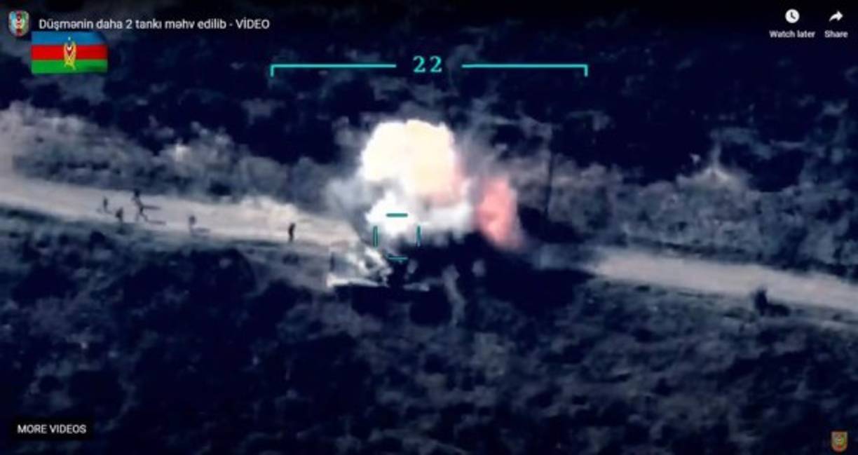 Las Fuerzas Armadas azerbaiyanas 'atacan las posiciones enemigas con cohetes, artillería y la aviación' y 'tomaron varias posiciones estratégicas en los alrededores del pueblo de Talych. El enemigo retrocede', afirmó el ministerio de Defensa de Azerbaiyán.