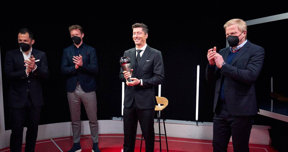 Robert Lewandowski se ha hecho con el premio The Best. A diferencia de otros galardones de este calibre, la organización publica poco después de dar a conocer el ganador todos los votos que le han coronado.