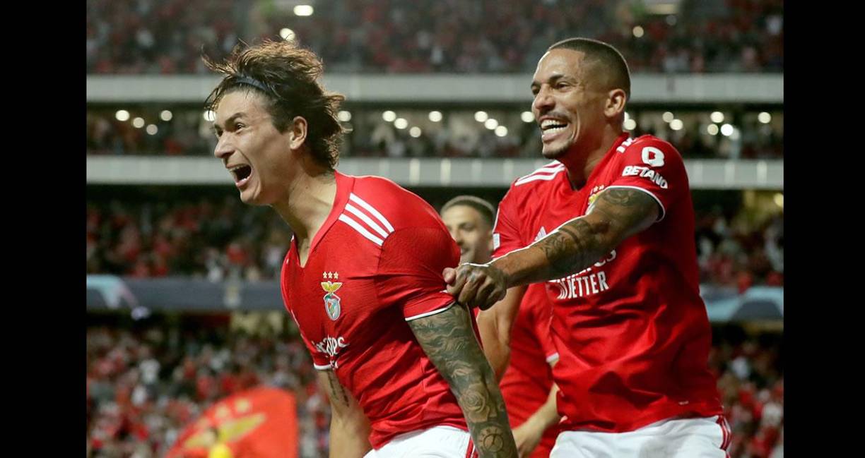 Darwin Núñez fue la figura con sus dos goles para vencer al Barcelona.