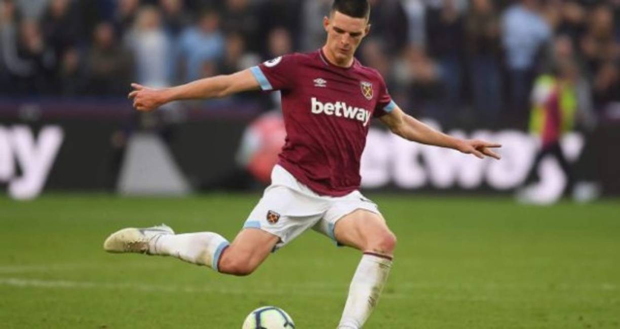 El Manchester City interesado en Declan Rice. El equipo de Pep Guardila pretende al centrocampista del West Ham como recambio de Fernandinho, según el diario inglés 'The Sun.