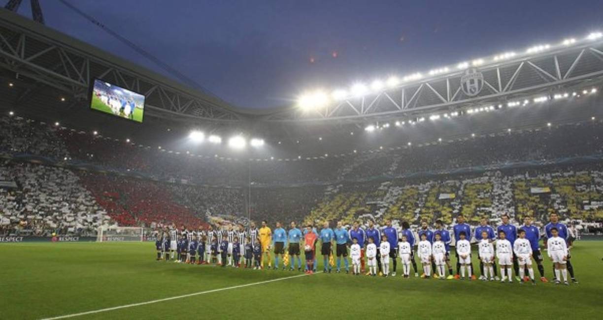 El Juventus Stadium lució sus mejores galas.