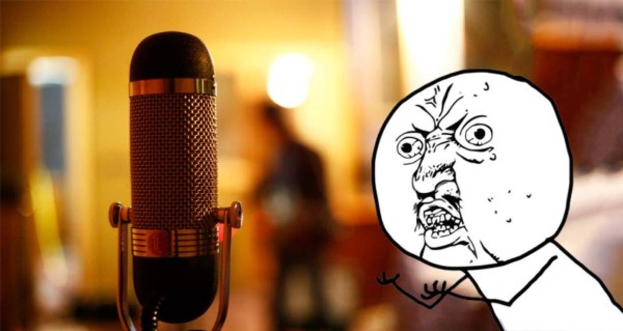 ¿Por qué tu voz se oye diferente en una grabación? Esto principalmente se debe a que estamos acostumbrados a escuchar nuestra voz mientras resuena en nuestro cráneo. Realmente no sonamos así, la voz real es esa que escuchamos grabada en las notas de voz, así nos escuchan quienes nos rodean. Mucha gente se sorprende cuando escucha su voz en una grabación. También muchos de ellos no llegan a reconocer su voz.