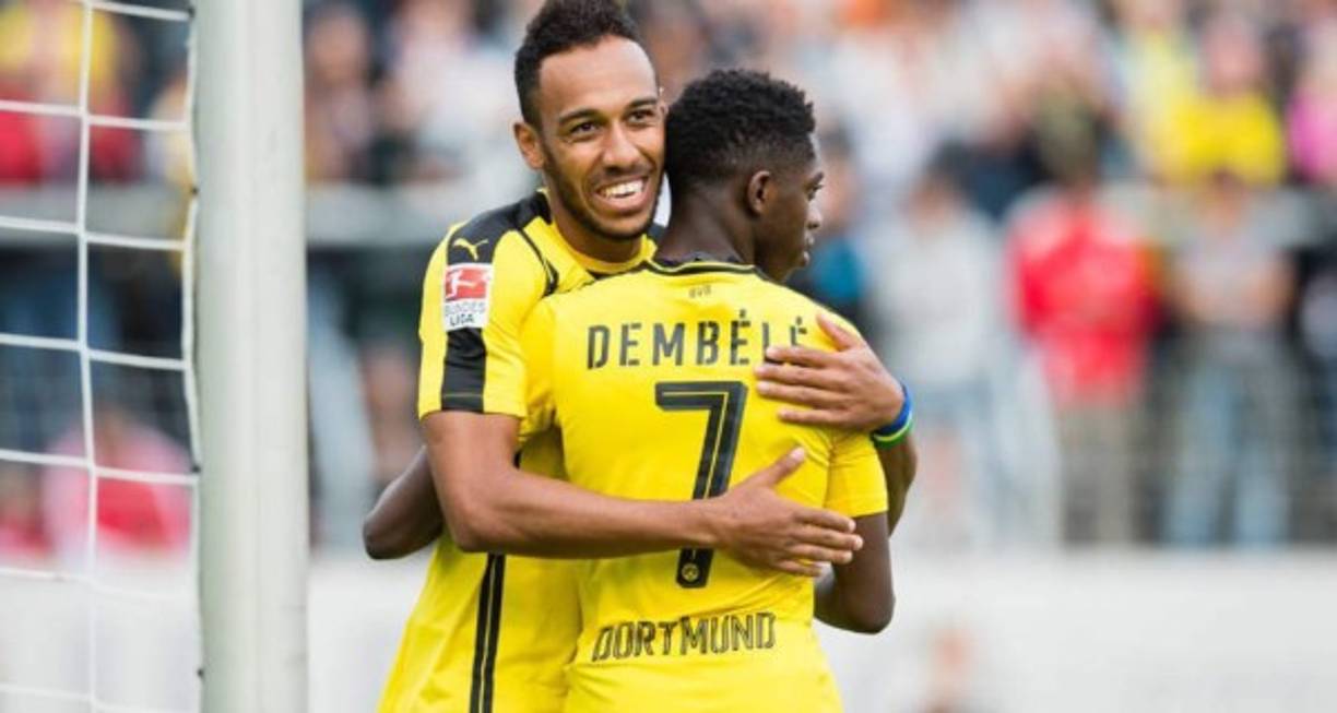 Aubameyang confiesa haber recibido un ofertón de China pero se queda en Alemania. El gabonés Pierre-Emerick Aubameyang,confirmó en una entrevista publicada este domingo en el diario 'Die Welt' que recibió una oferta multimillonaria para jugar en la liga china: 'Sí, tuve una oferta. Pero creo que las estructuras en China todavía no son tan profesionales como en Europa', dijo.