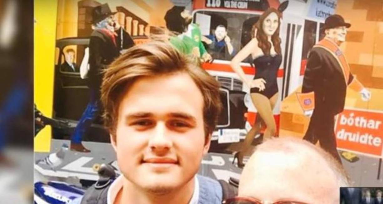 Farquharson, convertido en el centro mediático, ha eliminado todas sus cuentas en las redes sociales de Facebook, Instagram y Twitter.