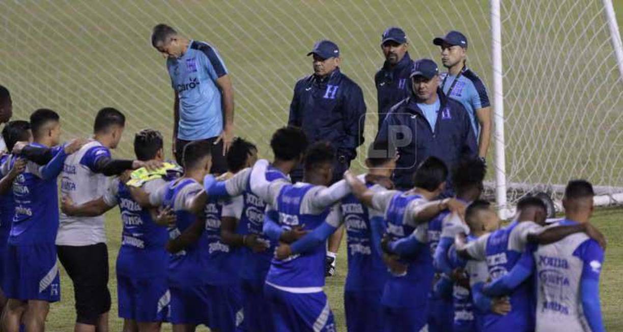 Diego Vázquez, DT de Honduras, sorprendió con la lista de convocados para enfrentar en amistoso a las selecciones mundialistas de Qatar y Arabia Saudita este 27 y 30 de septiembre respectivamente.